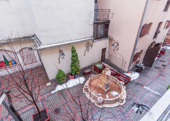 Готель Garden Palace 4*