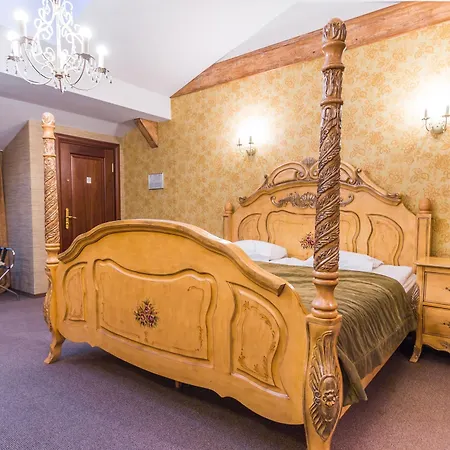 Garden Palace 4*