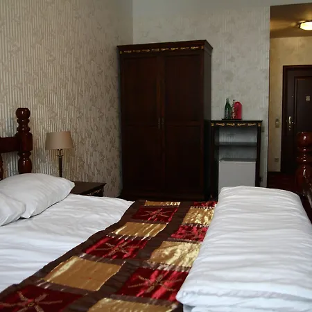 Ξενοδοχείο Garden Palace 4*