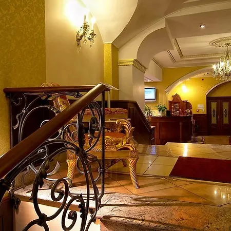 Garden Palace 4*